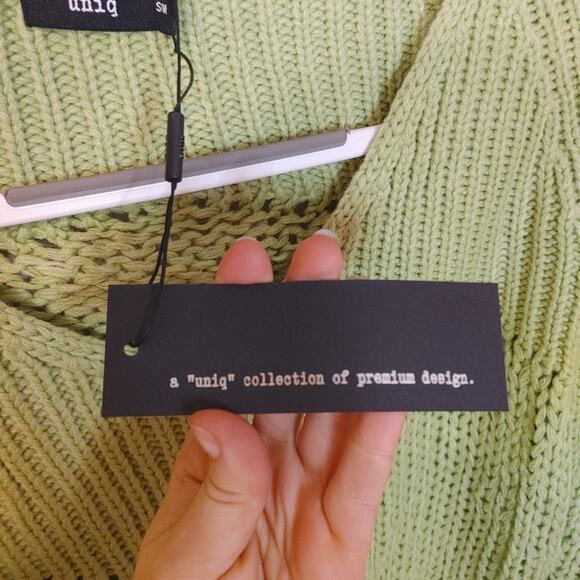 Uniq Size Small/Medium S/M Green Sweater NEW NWT Acrylic Chunky Knit - Picture 8 of 10